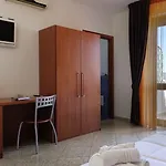 Bed&belvedere فندق مبيت وإفطار 4*