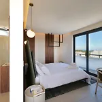 לינה וארוחת בוקר Bed&belvedere 4*